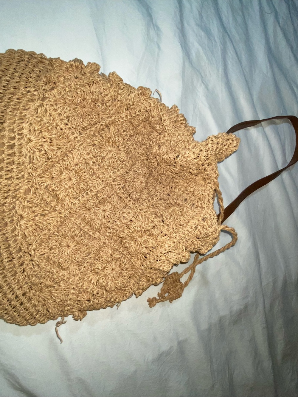 Woven Straw Shoulder Bag in Light Brown